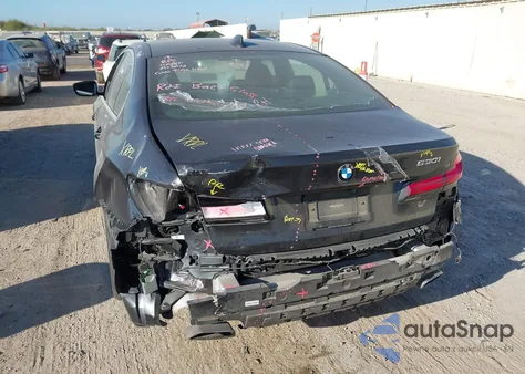 2021 BMW 530I из США, поврежденный, VIN WBA53BH03MWX01368